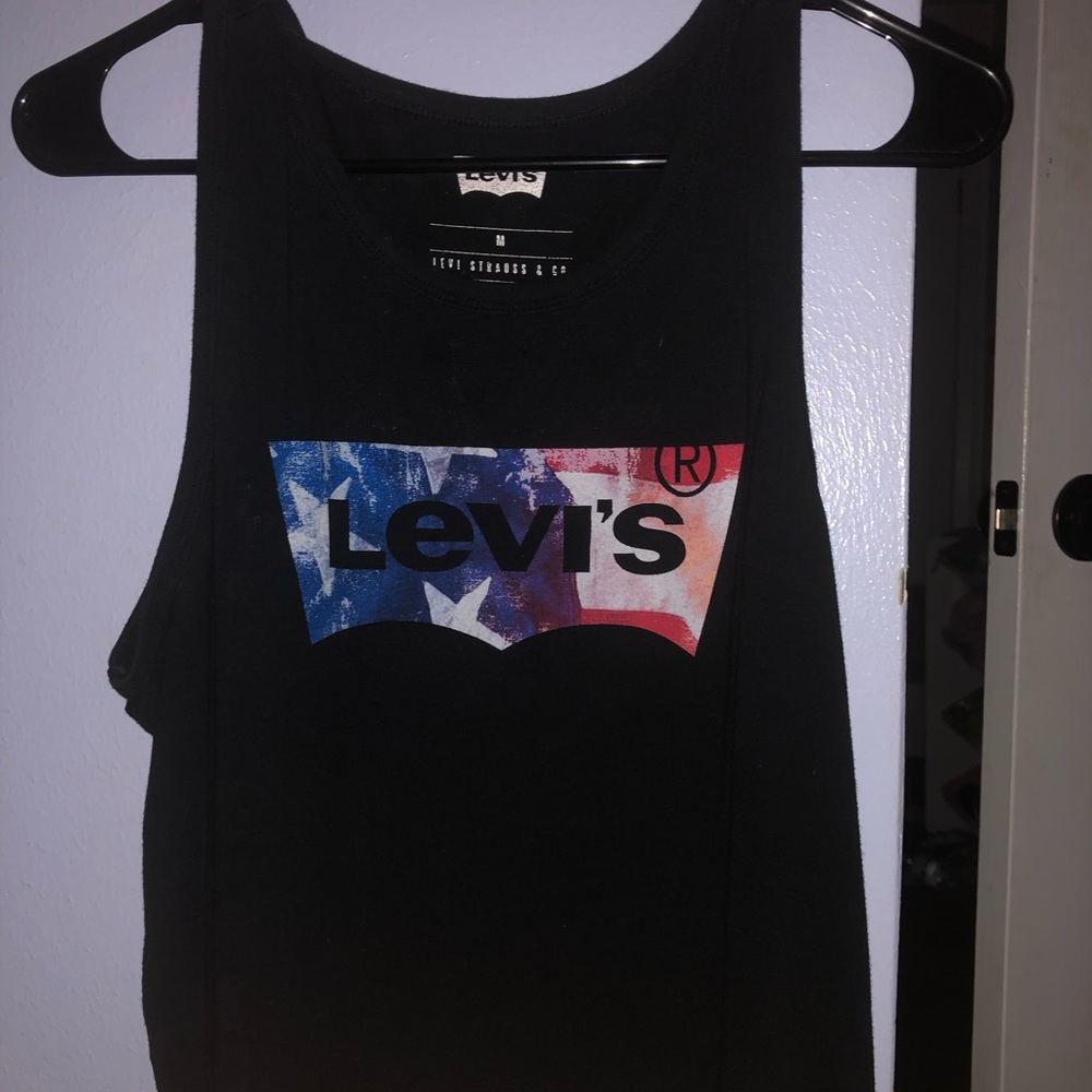 Levi’s tank top